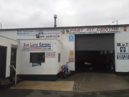 SUN LANE GARAGE (WAKEFIELD) LTD.