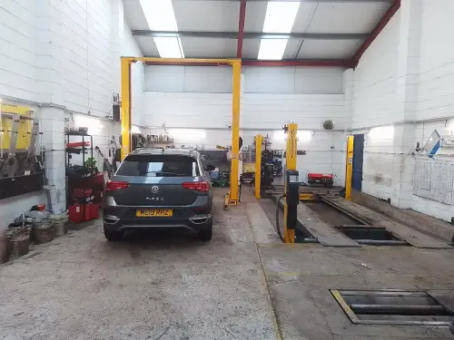 BLUE LINE AUTO LOGISTICS  CAR & VAN MOT CENTRE