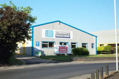 LUMBARDS SERVICE CENTRE